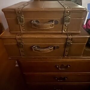 Vintage Style Brown Suitcase Set